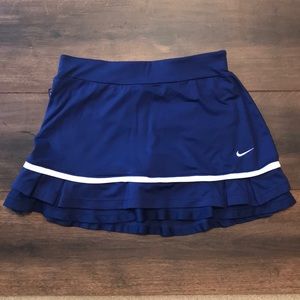 Nike - Navy blue ruffle tennis skirt
